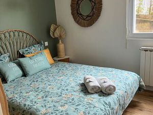 A LOUER CHARMANT T2 à partir du 15 JANVIER ROYAN AVEC JARDIN ET TERRASSE