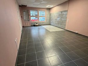 Local commercial centre-ville