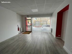 Local commercial 75 m²