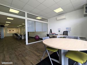 Bureaux 220 m²