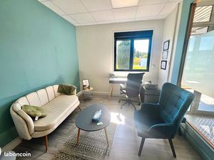 Location Bureau / Local Professionnel Flexible à Neufchâtel en Bray – Accessible Rouen  Di