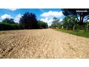 Terrain 745 m² CUGNAUX