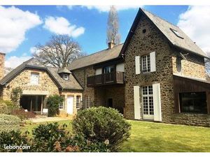 Maison 7 pièces 220 m²