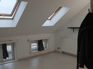 Studio 20m² centre Charleroi 0473/46.31.51