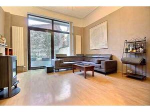 Maison de maître de 5 chambres avec terrasse de +/- 40 m2