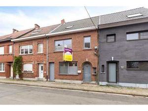 Instapklare gezinswoning met 3 slaapkamers  fietsenbergin...