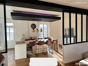 Maison de caractère de 1934 – 210 m² - 6 chambres – Vue lac - Proche Vitré et Fougères