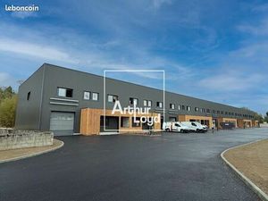 Local d'activité 1 602 m²