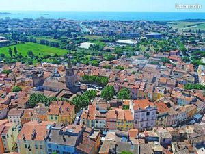 Appartement F4 dans le vieux FREJUS