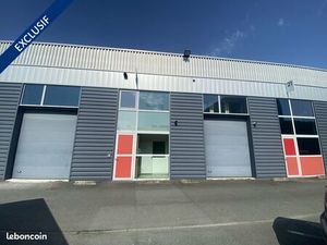 Local d'activité 180 m²