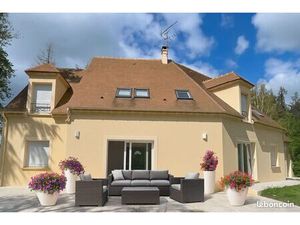 Maison à vendre à Feucherolles / Ste Gemme (78810) - 259 m²