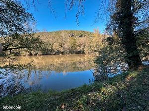 Terrain de Loisirs Bord d'Aveyron à Penne