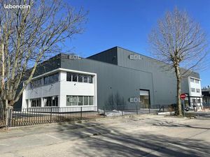 Local industriel 969 m²