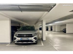 Parking moderne à Sceaux pour votre voiture électrique