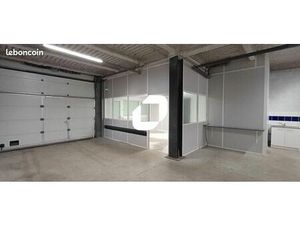 Local d'activité 170 m²