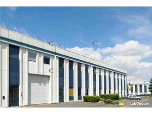 Local d'activité 2 085 m²