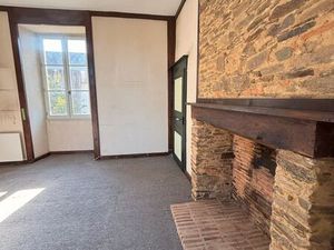 Appartement T3 centre historique Saint Yrieix La Perche