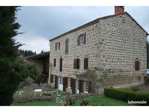 Vends belle maison en pierre Usson en Forez