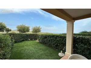 Les Issambres  Appartement  T2  28 m² plus terrasse  rez-de-jardin  dans très belles résid