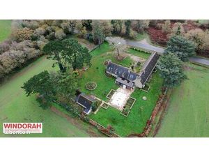 Propriété - 360m2 - 16 pièces