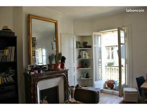 T2 Nantes  Hyper centre   695