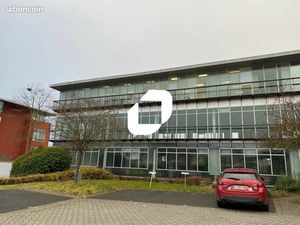 Bureau 391 m²
