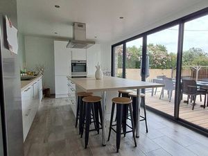 Villa 7 pièces 141 m2