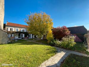 Maison ancienne Vallée de la Vaucouleurs