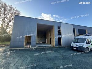 Local d'activité 250 m²