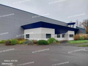 Local d'activité 1 500 m²