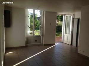 Appartement T3 – Rez-de-chaussée – Centre Charlieu