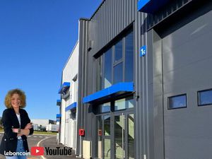 Local 170 m² MINIAC MORVAN