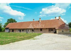 Ferme 14 pièces 258 m²