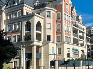 Appartement 39 M2 + balcon 3.50 M2 + parking couvert. DPE C