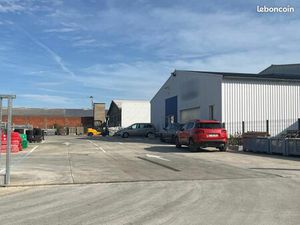Local d'activité 554 m²