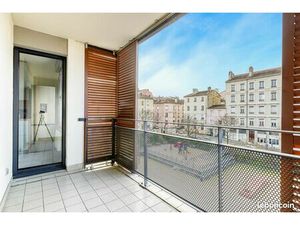 Magnifique T2 au centre d'Oullins entièrement rénové