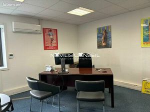 Bureaux 375 m²