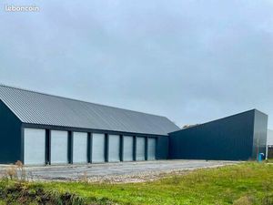 Garage 30 m² Sécurisé et Accessible 24/7