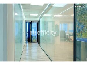 Bureau 413 m²