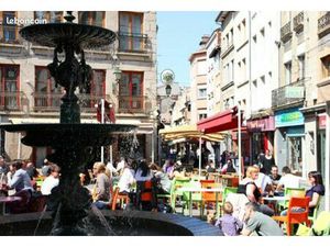 ◊ À VENDRE – Fonds de commerce Boulangerie Artisanale ou autre commerce + murs + Loft  Qua