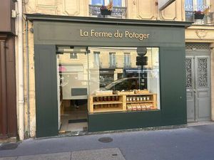 Boutique 44 m² VERSAILLES