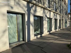 Local commercial emplacement nº1