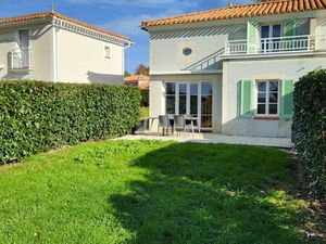 Maison 2 chambres. Cadre verdoyant sans vis-à-vis
