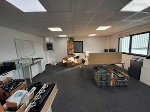 Bureaux 104 m² TREILLIERES