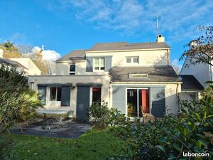 Propriété 7 pièces 145 m²