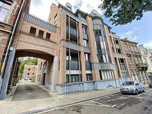VERVIERS (Place Général Jacques) : bel appartement en parfai