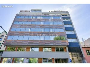 Bureaux 2 215 m²