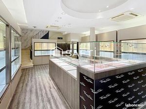 Local commercial 92 m² AMIENS