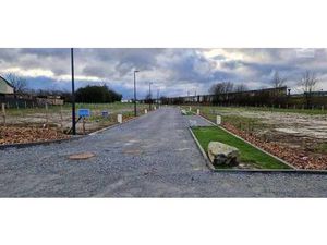 Terrain constructible viabilisé à vendre