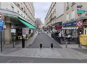 Local commercial 151 m²